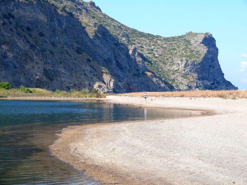 Апарт отель Baia Dei Delfini Фурнари Экстерьер фото