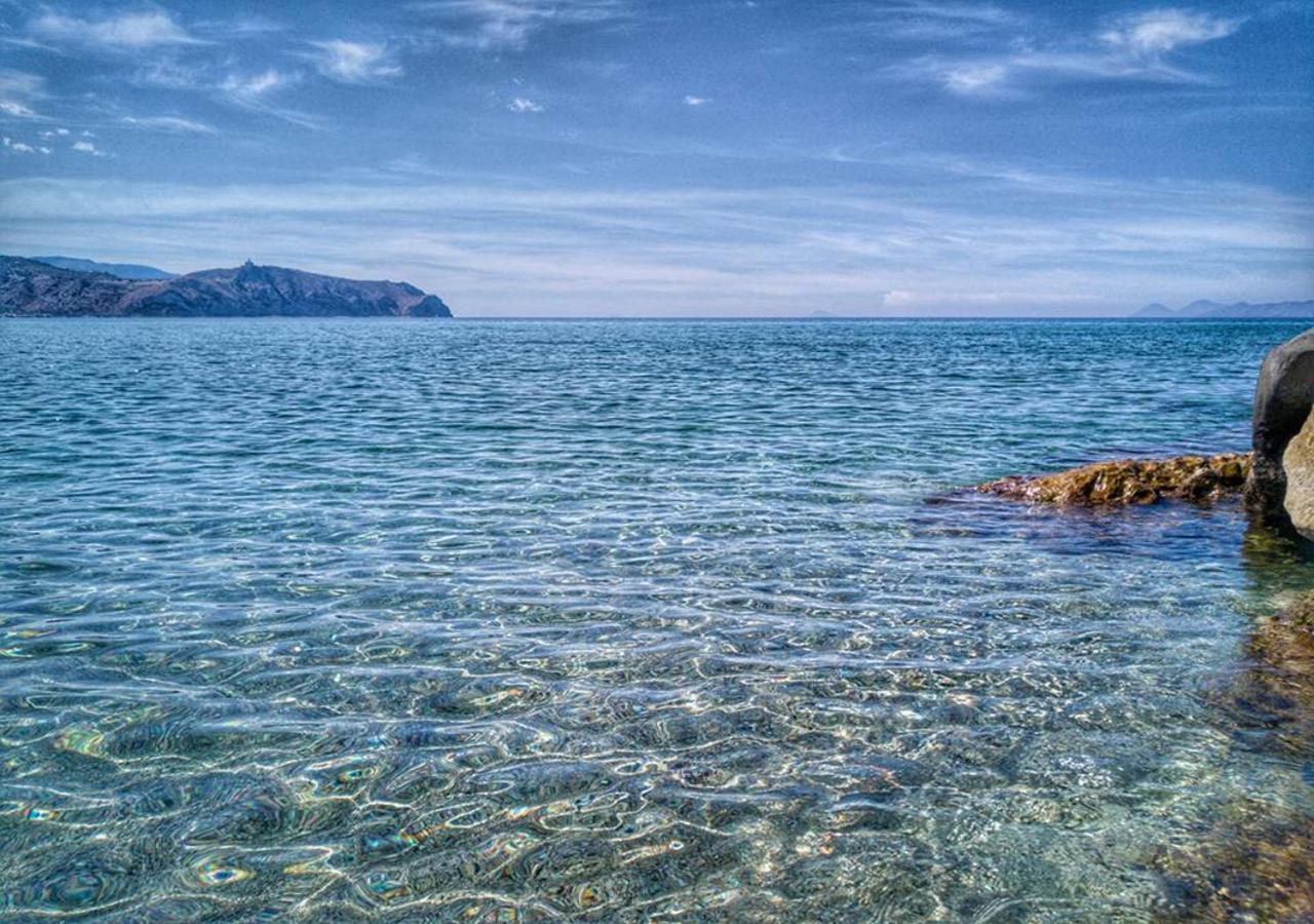 Апарт отель Baia Dei Delfini Фурнари Экстерьер фото